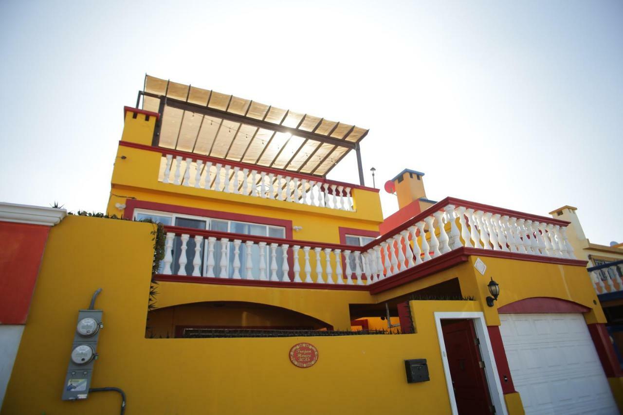 Trojan House Apartment Ensenada Bagian luar foto